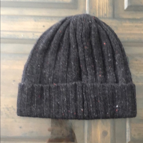 Eddie Bauer beanie - Picture 4 of 4